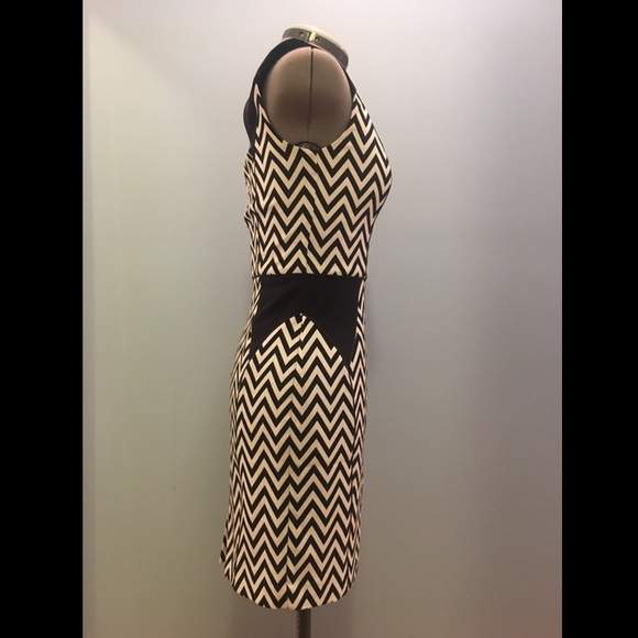 Fitted Cocktail Dress size Small (US 4) - Picture 3 of 3